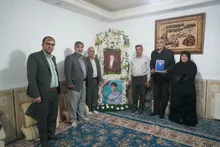 تجلیل مدیرعامل صندوق ذخیره بسیجیان کشور از خانواده شهدای عضو صندوق در یاسوج