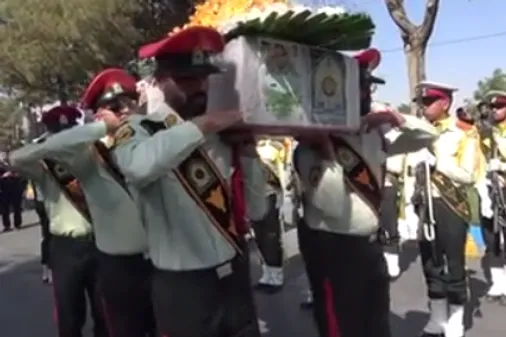 پیکر شهید مدافع امنیت در خورزوق به خاک سپرده شد