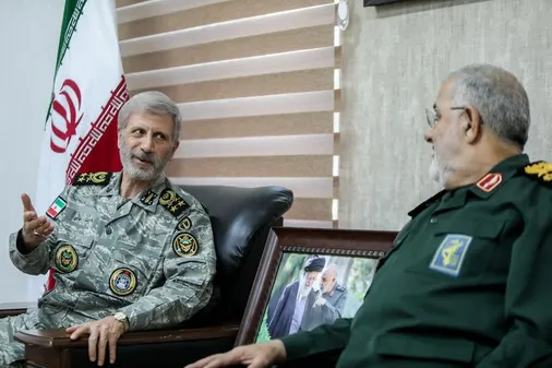 پیمان می&zwnj;بندیم که دوشادوش هم برای اعتلای پرچم ایران سربلند تلاش کنیم