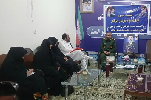 تأکید فرمانده سپاه ایرانشهر بر نقش اصحاب رسانه در مقابله با جنگ روانی دشمن و تبیین دستاوردهای دفاع مقدس