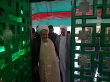 زیارت مرقد مطهر آیت الله بهاری توسط حجت الاسلام والمسلمین سعیدی