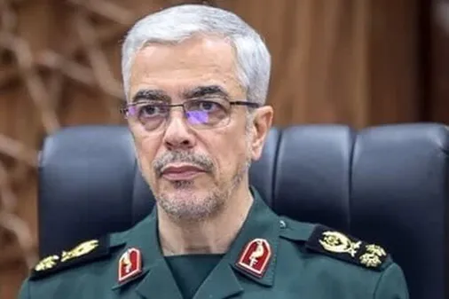 در چهل و ششمین گام انقلاب اسلامی، انتقال مفاهیم، ارزش&zwnj;ها و آرمان&zwnj;های دفاع&zwnj;مقدس به نسل امروز ضرورت دارد