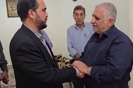 دیدار نماینده مردم اهواز در مجلس شورای اسلامی با خانواده شهید فتح الله بناری