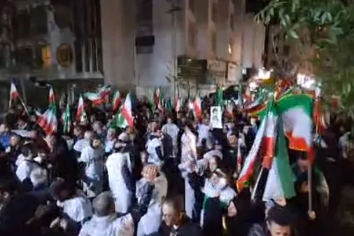 لبیک مردم کرج به رهبر معظم انقلاب اسلامی حضرت آیت&zwnj;الله سیّد مجتبی حسینی خامنه&zwnj;ای