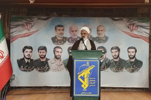 آذربایجان در حوادث مهم انقلاب، امامت کرده است