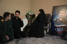 دیدار فرمانده سپاه الغدیر استان یزد با خانواده شهید سرلشکر محمود باقری + تصاویر