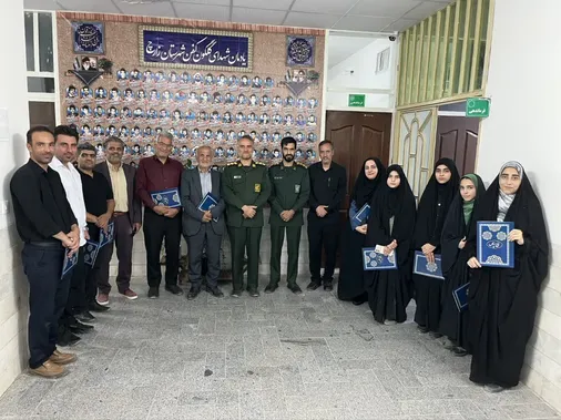 دیدار فرمانده ناحیه مقاومت بسیج زارچ با اصحاب رسانه به مناسبت روز خبرنگار
