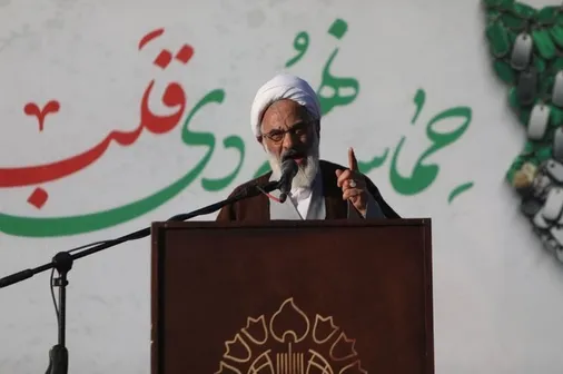 شکست بی&zwnj;سابقه دشمن تا ۲۰ سال جبران&zwnj;ناپذیر است/ ولایت فقیه تجلی توحید و امت بصیر ضامن پیروزی انقلاب است
