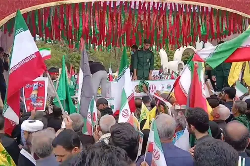 تشییع&zwnj; ده&zwnj; شهید مدافع&zwnj; وطن&zwnj; همزمان&zwnj; با&zwnj; راهپیمایی&zwnj; روز جهانی&zwnj; قدس&zwnj;