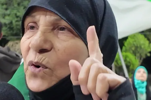 ایثار مادری سالخورده، نماد مقاومت در شب&zwnj;های قدر انقلاب