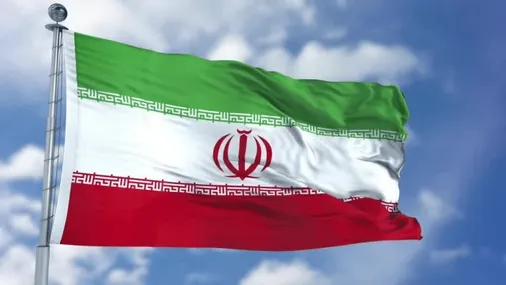 آغاز پویش ملی صیانت از پرچم جمهوری اسلامی ایران؛ مطالبه قرارگاه سفیران ایثار خوزستان برای رفع یک خلاء قانونی بزرگ