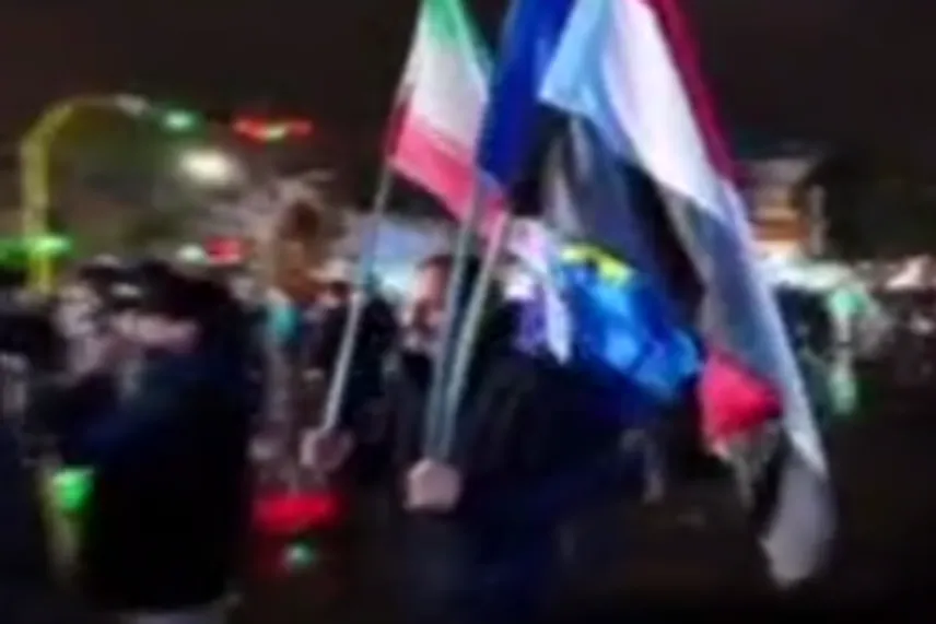 او کشاورز است و مرد میدان