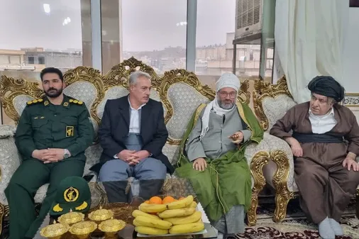 تجلیل از اصالت و ایثار خانواده شهیدان زارعی و عبدالله&zwnj;زاده