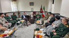 ارتش و سپاه دو بال توانمند دفاع از کشورند؛ هر دو در یک صف و با یک پیام تلاش می‌کنیم