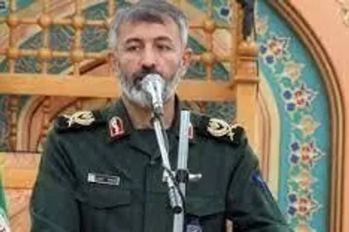 سپاه در جنگ ترکیبی دشمن تمام قد ایستاده است