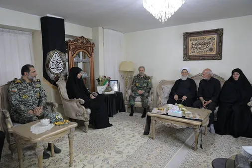 خون پاک شهدا شکست را به دشمن تحمیل کرد