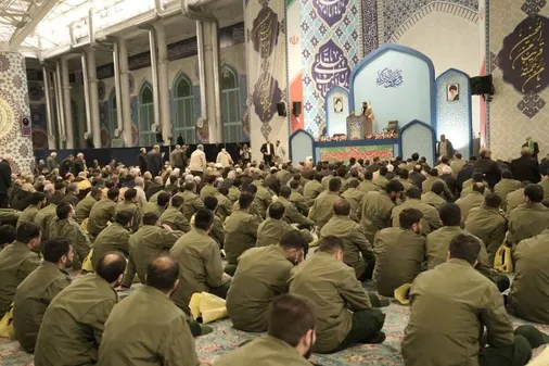 حضور فرمانده سپاه استان البرز و پاسداران استان، در نماز جمعه شهر کرج