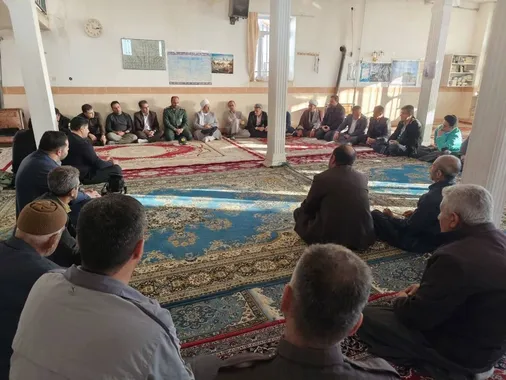 برگزاری کارزار خدمت در محله کم&zwnj;برخوردار گل&zwnj;سفید روانسر به مناسبت هفته بسیج