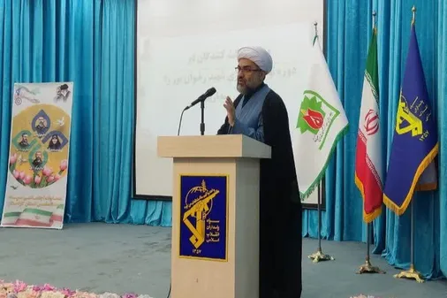دشمنان به دنبال القای ناامیدی در جامعه و در بین نسل جدید هستند