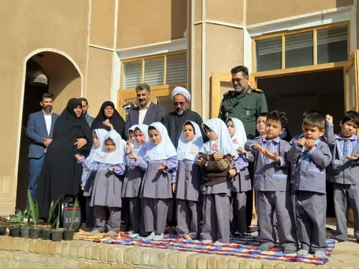 جشنواره "در پناه مادری" در یزد برگزار شد
