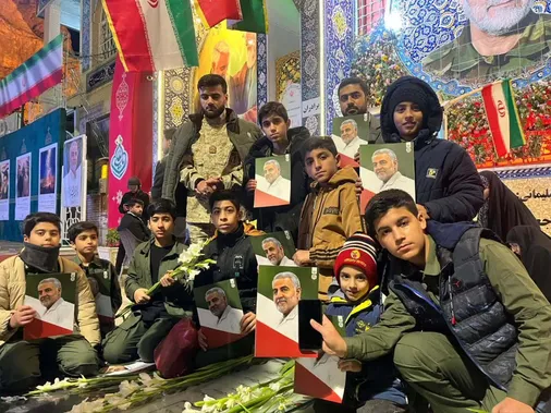 گزارش تصویری از حضور بسیجیان ناحیه مقاومت بسیج بهبهان در گلزار شهدا کرمان