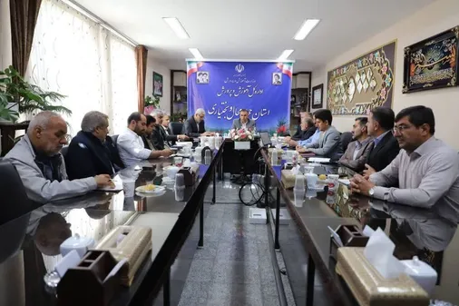هدف&zwnj;گذاری بهسازی و رنگ آمیزی ۱۰۰۰ کلاس درس در چهارمحال و بختیاری/ طرح &laquo;شهید عجمیان&raquo; با محوریت کنگره شهدای استان اجرایی می&zwnj;شود