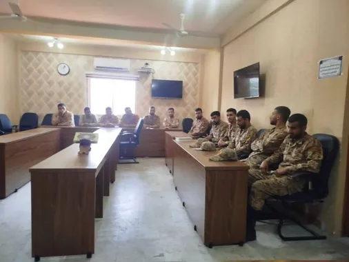 نشست صمیمی کارکنان وظیفه با جانشین سپاه ناحیه سیاهکل
