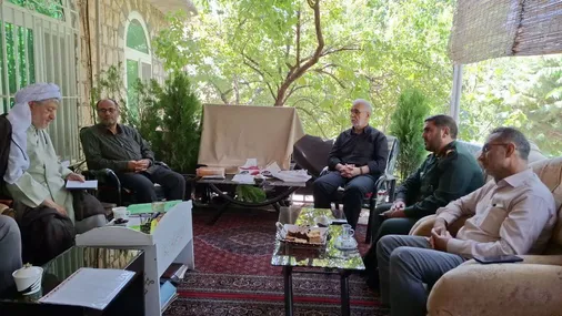 ماموستا قادری چهره&zwnj;ای وحدت&zwnj;آفرین و دلسوز نظام است