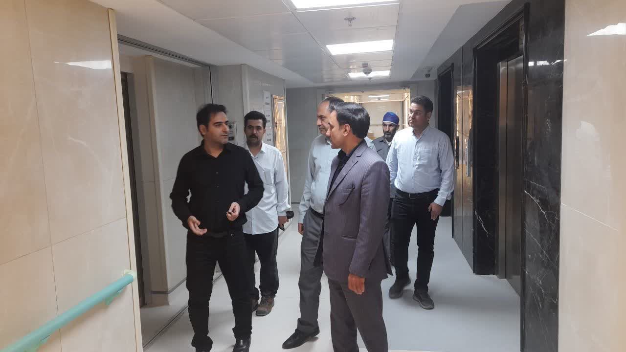 بازدید دادستان نظامی استان کردستان از بیمارستان شهید قاضی نیروی زمینی سپاه بازدید دادستان نظامی استان کردستان از بیمارستان شهید قاضی نیروی زمینی سپاه