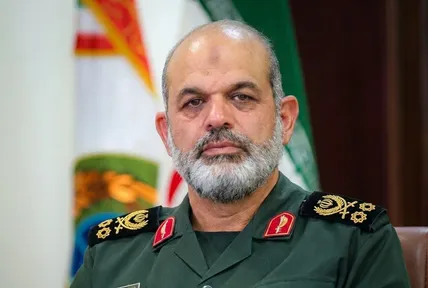پیام فرمانده کل سپاه به مناسبت روز پزشک و روز داروساز