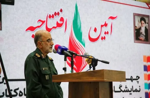 کتاب، پل ارتباطی نسل&zwnj;ها برای انتقال فرهنگ دفاع مقدس است