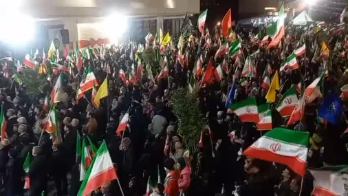 این فقط یک میدان از صدها میدان اصفهان هست