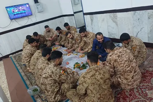شب یلدایی صمیمی سربازان قرارگاه کربلا