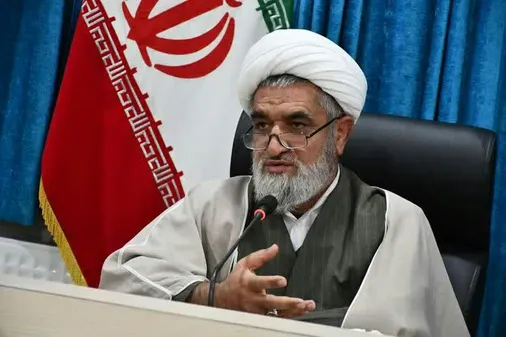 صیانت از نظام جمهوری اسلامی، مصداق بارز دفاع از حق است