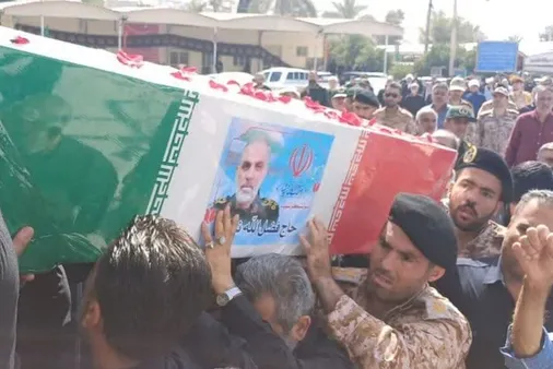 استقبال با شکوه کازرونی ها از پیکر پاک سرلشکر شهید فضل الله نوذری