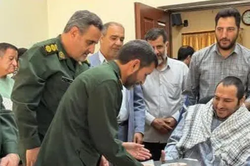 اهدای ۱۴ دستگاه ویلچر برقی به مددجویان بهزیستی در رفسنجان