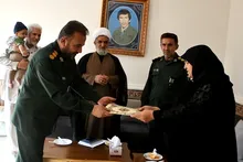 تجلیل مسئولان سپاه فتح از خانواده شهدا به مناسبت هفته بسیج
