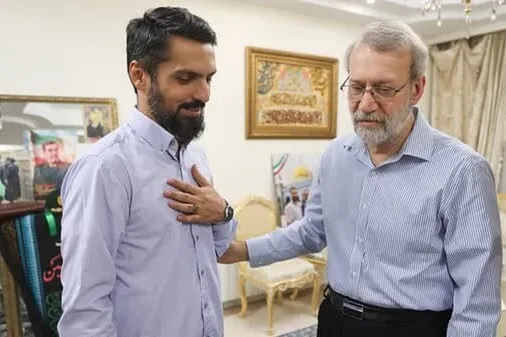دیدار لاریجانی با خانواده&zwnj; سردار شهید ربانی