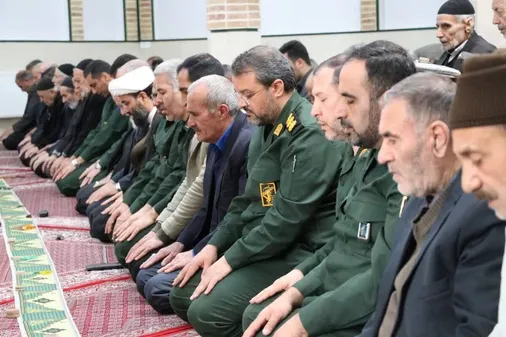 دیدار فرمانده سپاه انصارالمهدی (عج) زنجان با بسیجیان پایگاه بسیج مسجد حضرت ابوالفضل(ع)