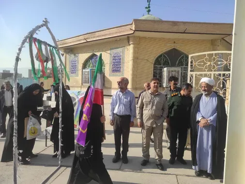 اعزام ۳۰۰نفر از دانش آموزان کازرونی به مناطق راهیان نور جنوب
