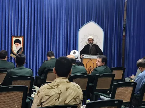 دیدار فرماندهان سپاه استان کرمان با امام جمعه کرمان به مناسبت هفته عقیدتی سیاسی