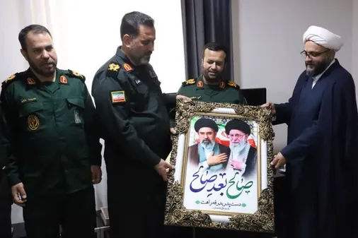 دیدار فرمانده سپاه هرمزگان و مسئول دفتر نمایندگی ولی فقیه در امام سجاد(ع) با فرمانده انتظامی استان هرمزگان
