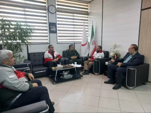 جلسه تعامل و هماهنگی بسیج سازندگی سپاه قم و جمعیت هلال احمر استان