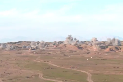 IRGC Ground Forces test advanced weaponry on Great Prophet 19 Drills