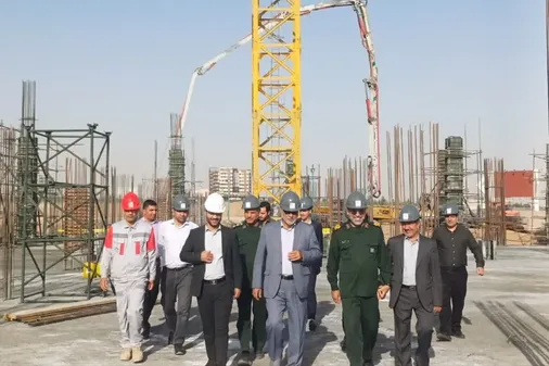 بازدید معاون مهندسی و پدافند غیرعامل سپاه پاسداران از پروژه ی بیمارستان ۱۲۸ تختخوابی الزهراء(س) سپاه یزد