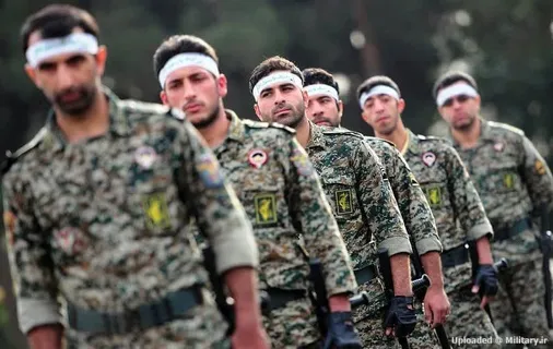 گردان&zwnj;های امام علی(ع) بسیج قشم توانمندی خود را به نمایش می&zwnj;گذارند