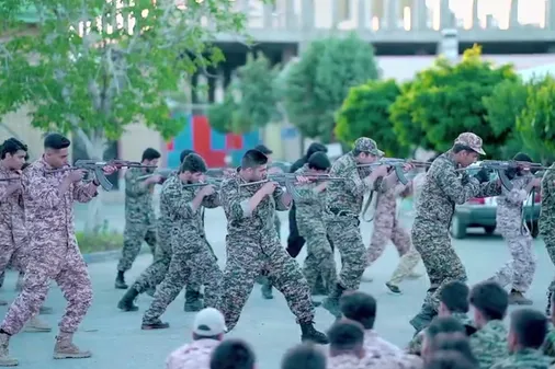 سازماندهی و آموزش دانش آموزان ثبت نامی در پویش جانفدا و تشکیل گردان دانش آموزی حضرت علی اکبر(ع)