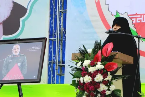دشمنان باید با ملت ایران با احترام و احتیاط صحبت کنند