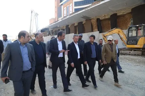 بازدید میدانی مدیران ارشد شهرداری تهران از چهار پروژه عمرانی کلیدی در منطقه ۵