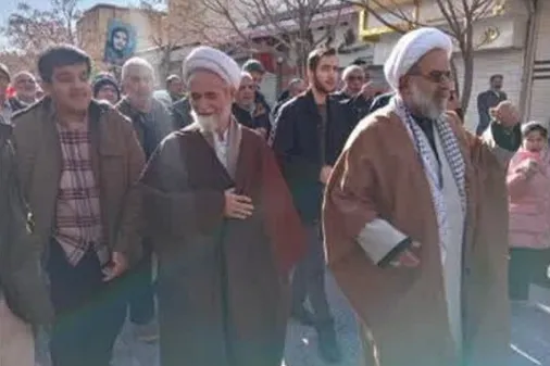 تجمع پرشور مردم قدرشناس و شهید پرور نجف آباد برای اتحاد همدلی و لبیک به رهبری